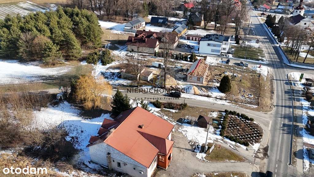 Budynek handlowo-usługowy w centrum miejscowości. - Pełny obrazek: 5/14