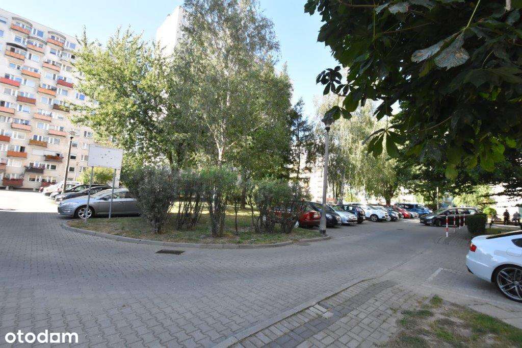 sprzedam mieszkanie 4-pokojowe w Nysie ul. Sudecka-15