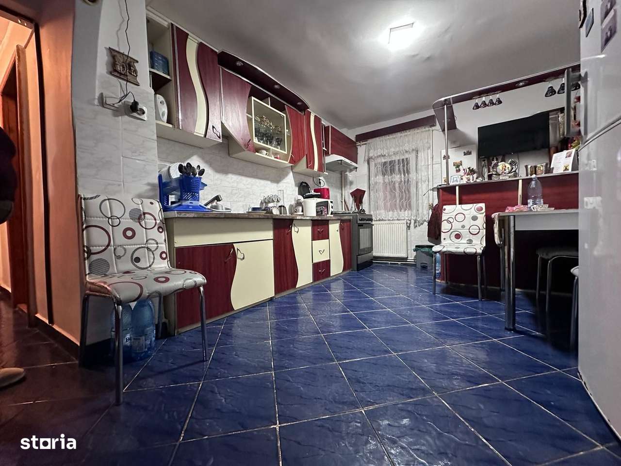 Apartament spațios cu 4 camere de vânzare!-9