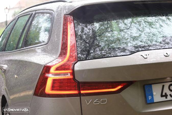 Volvo V60 2.0 D3 Momentum - 6