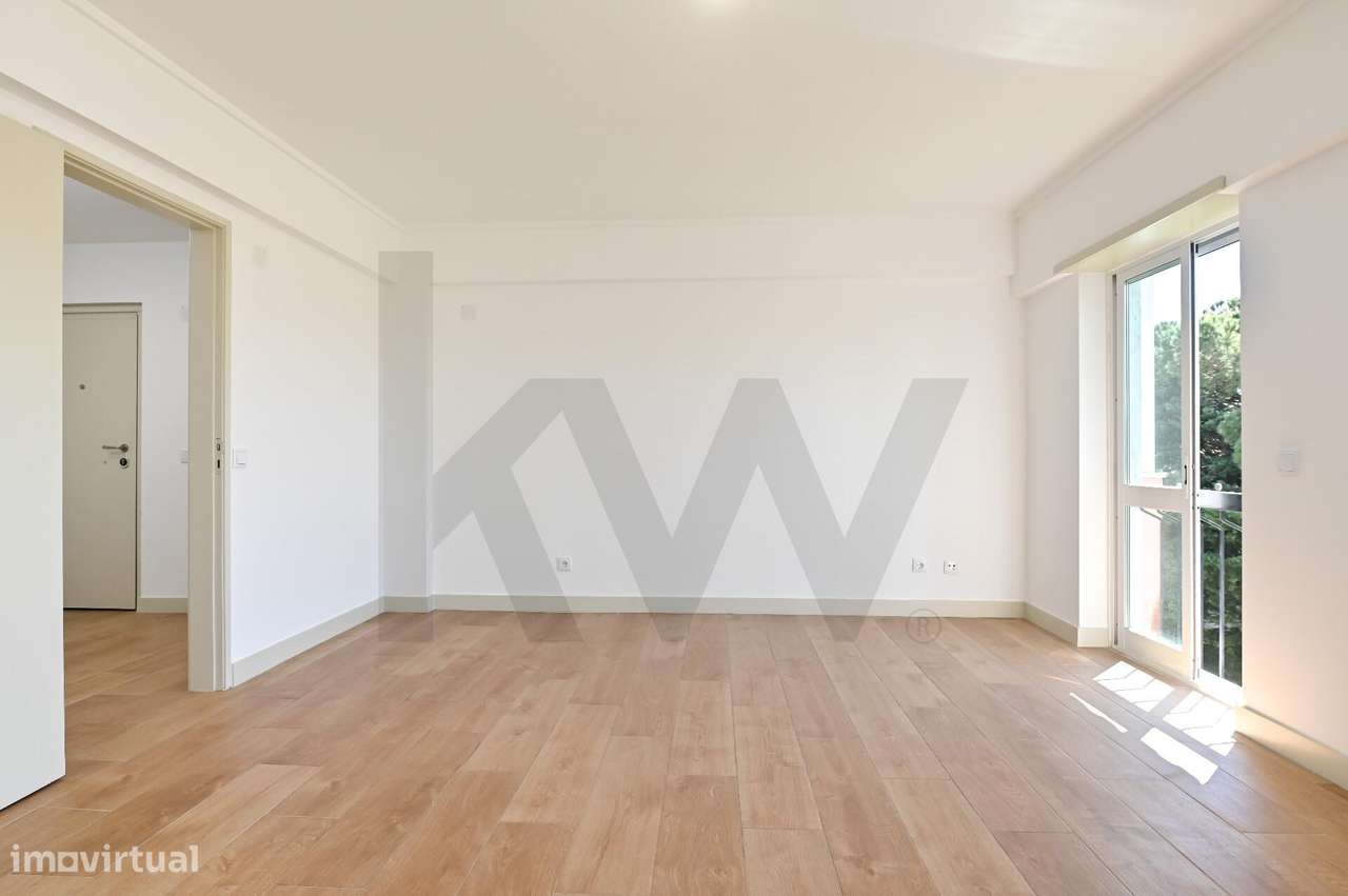 Apartamento T4 Cascais completamente Remodelado 3 WC Arrecadação - Grande imagem: 5/23