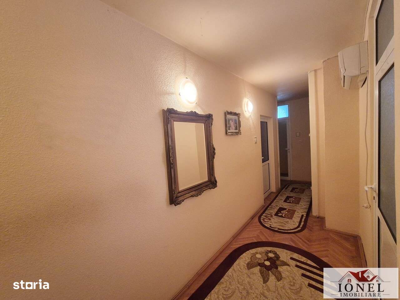 Apartament patru camere decomandat in Cugir - Imagine principală: 4/10