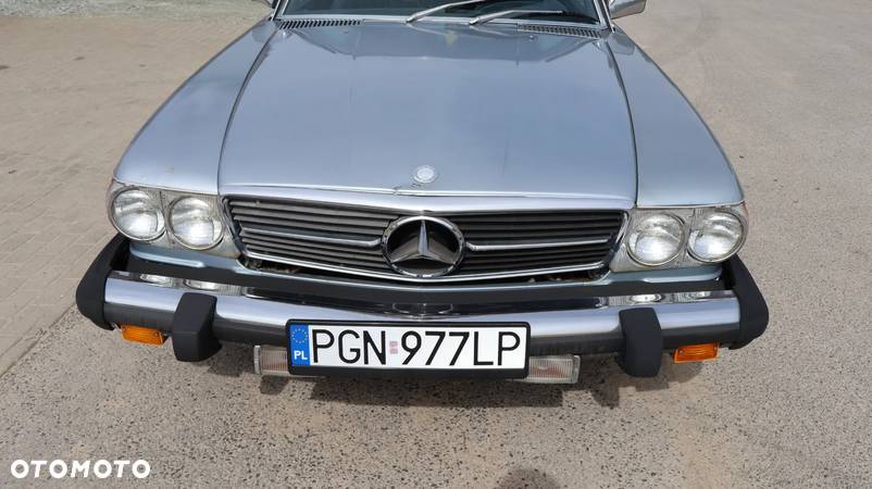 Mercedes-Benz SLC - 23