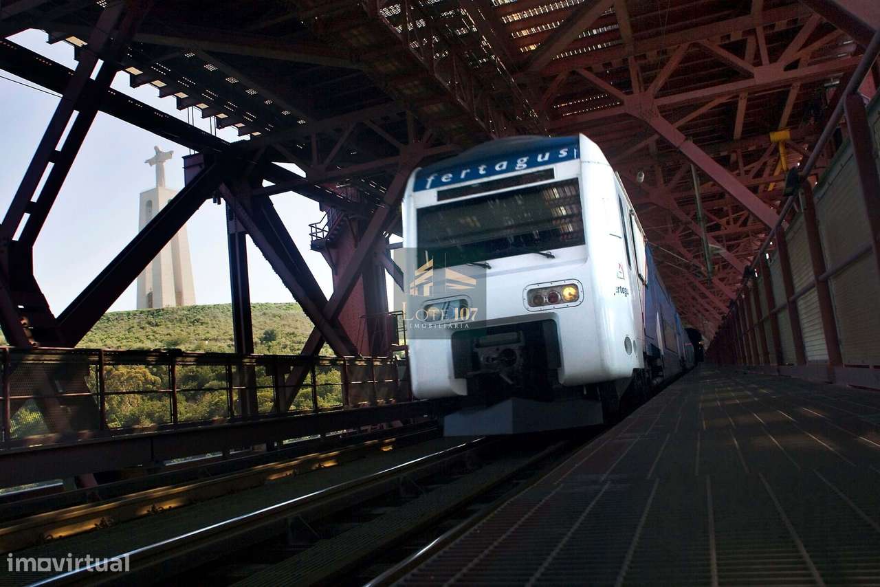 Apartamento T2 Novo em Val Flores-27