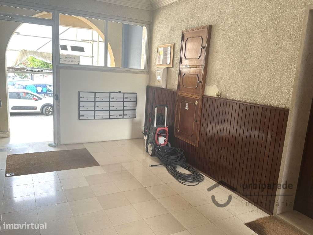 Apartamento T3 nas Areias, São João do Estoril-25