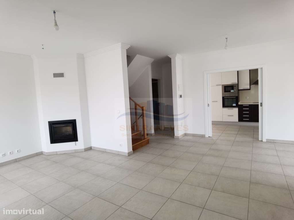 Moradia T3 na Ericeira com vista Mar-10