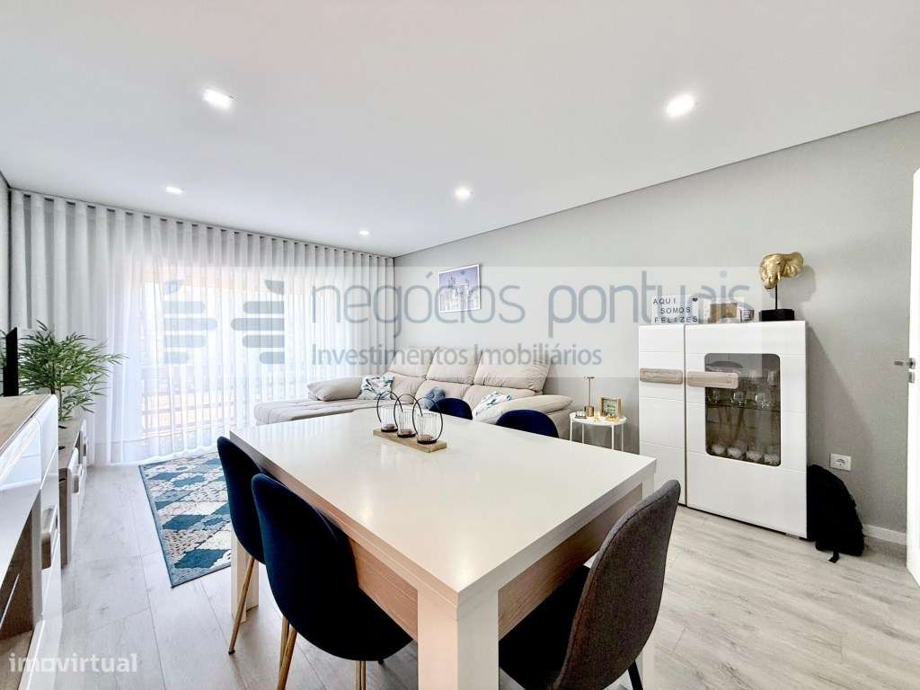 Apartamento T3 com garagem individual - renovado - Grande imagem: 2/15