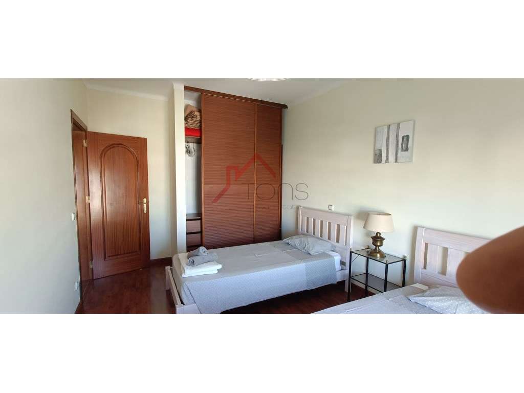 Apartamento T3 usado com elevador e garagem em Portimão, centro da ...-19