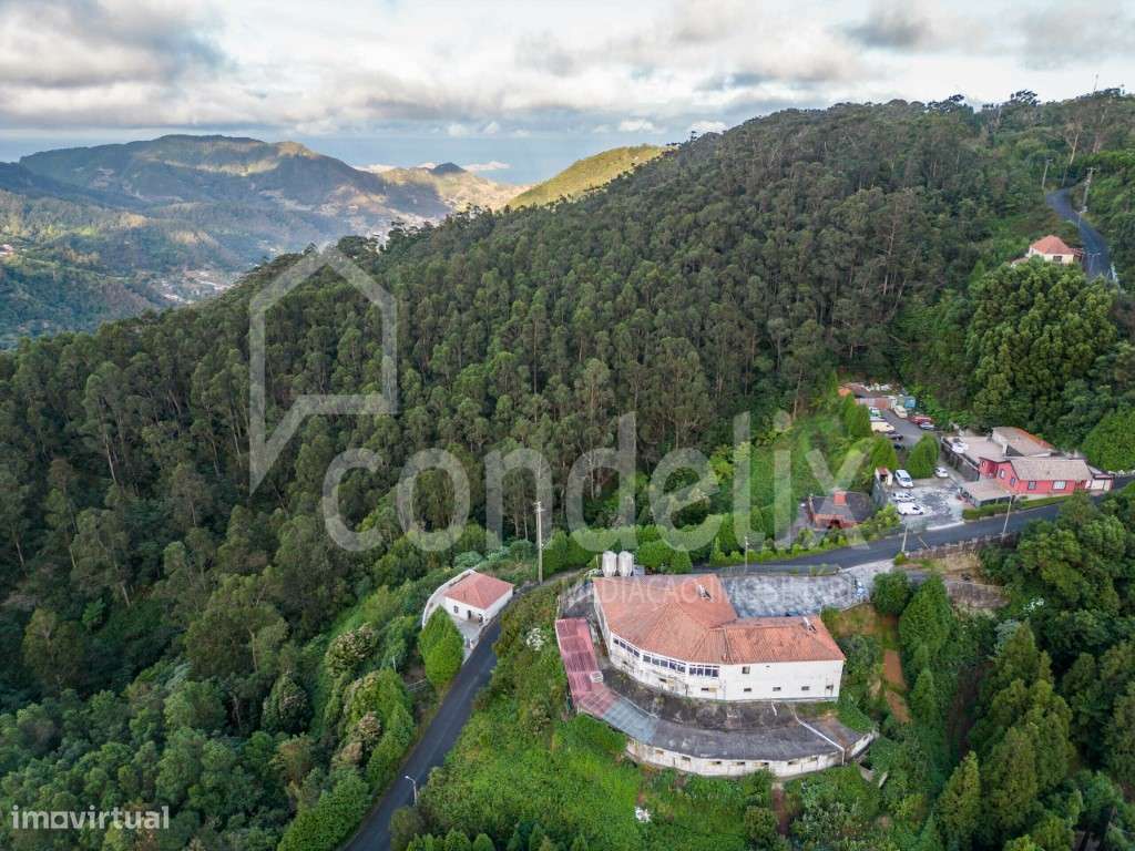 Moradia T3+2 para venda em Santo António da Serra - Grande imagem: 4/38