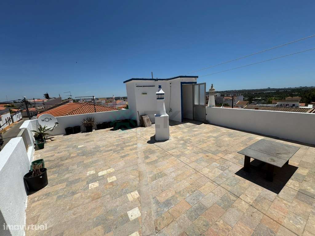 Apartamento t1 à venda na Rua da Capelinha-22