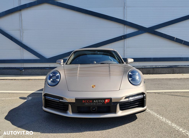 Porsche 911-TURBO-S - 9