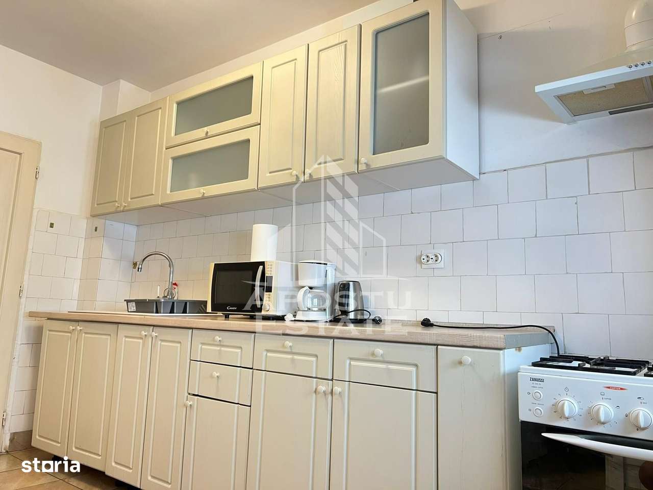 Apartament cu 4 camere, 2 bai în Piața Unirii, Timișoara - Imagine principală: 4/10