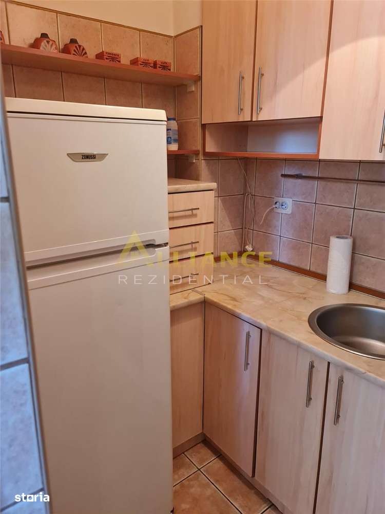 Garsoniera Sector 3 – 30 .45mp – 3 minute metrou Costin Georgian-6