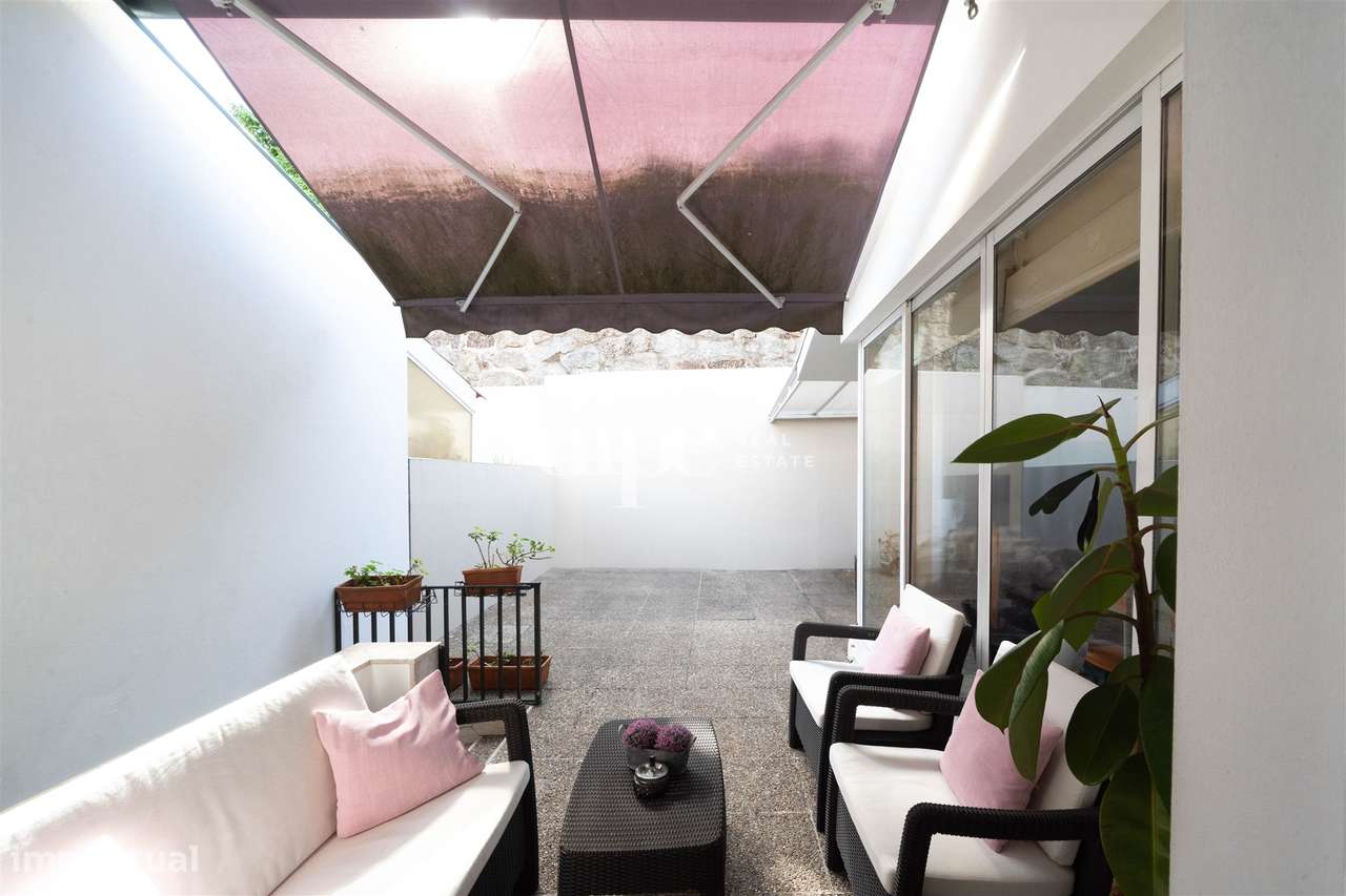 Moradia T3+1 no Coração de Guimarães-9