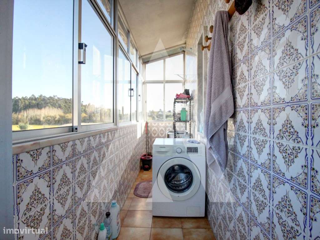 Moradia T6, Isolada, na zona de Oiã-9