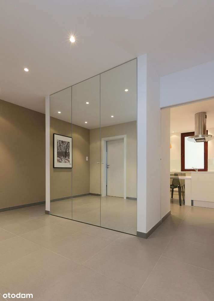 144 m2 przy Jana Pawła II w atrakcyjnej cenie-1