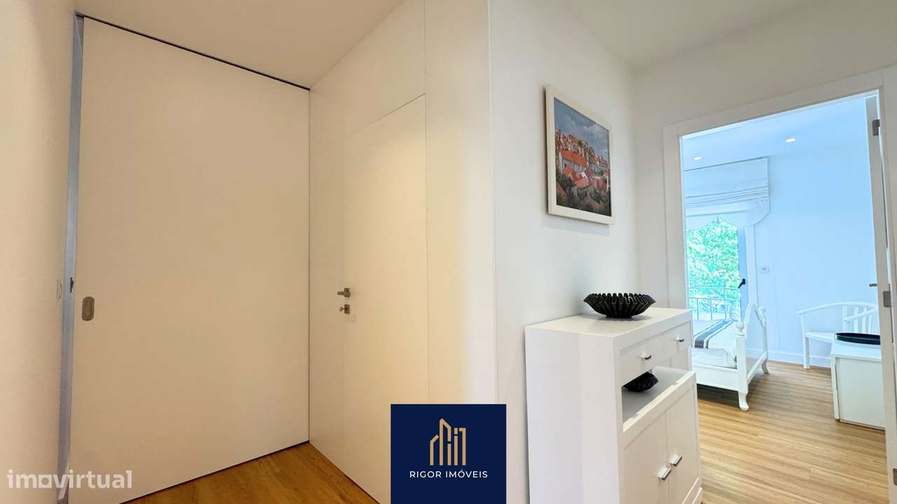 Apartamento T4 Zona Balnear Póvoa de Varzim, Avenida Santos Graça-31