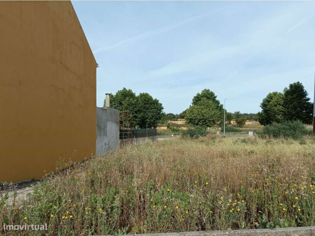 Terreno Urbano para construção, junto a Escola B 2,3 / Secundaria d... - Grande imagem: 5/11