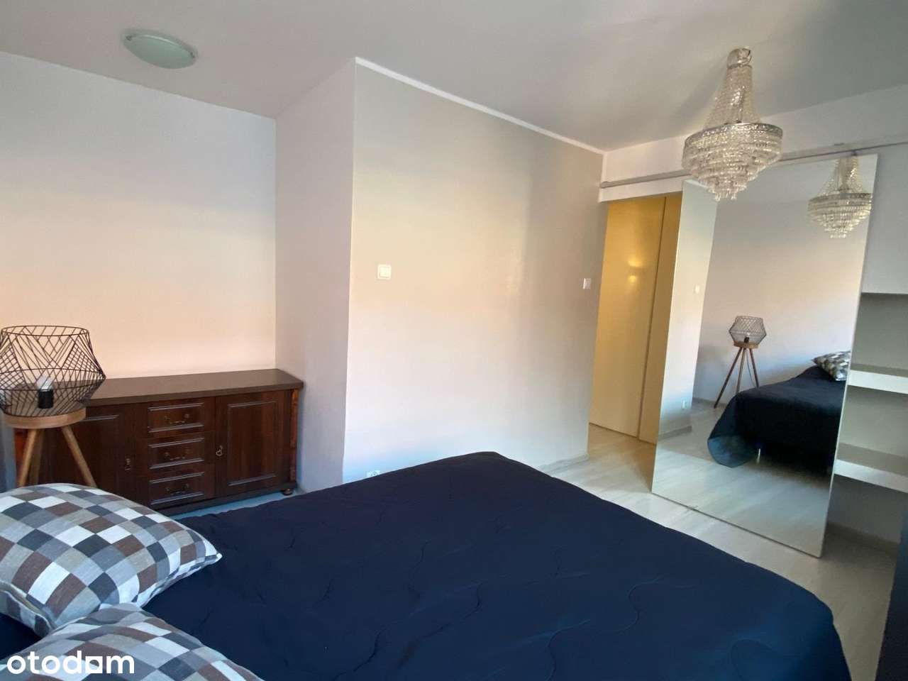 Mieszkanie przy Placu Ratuszowym-18