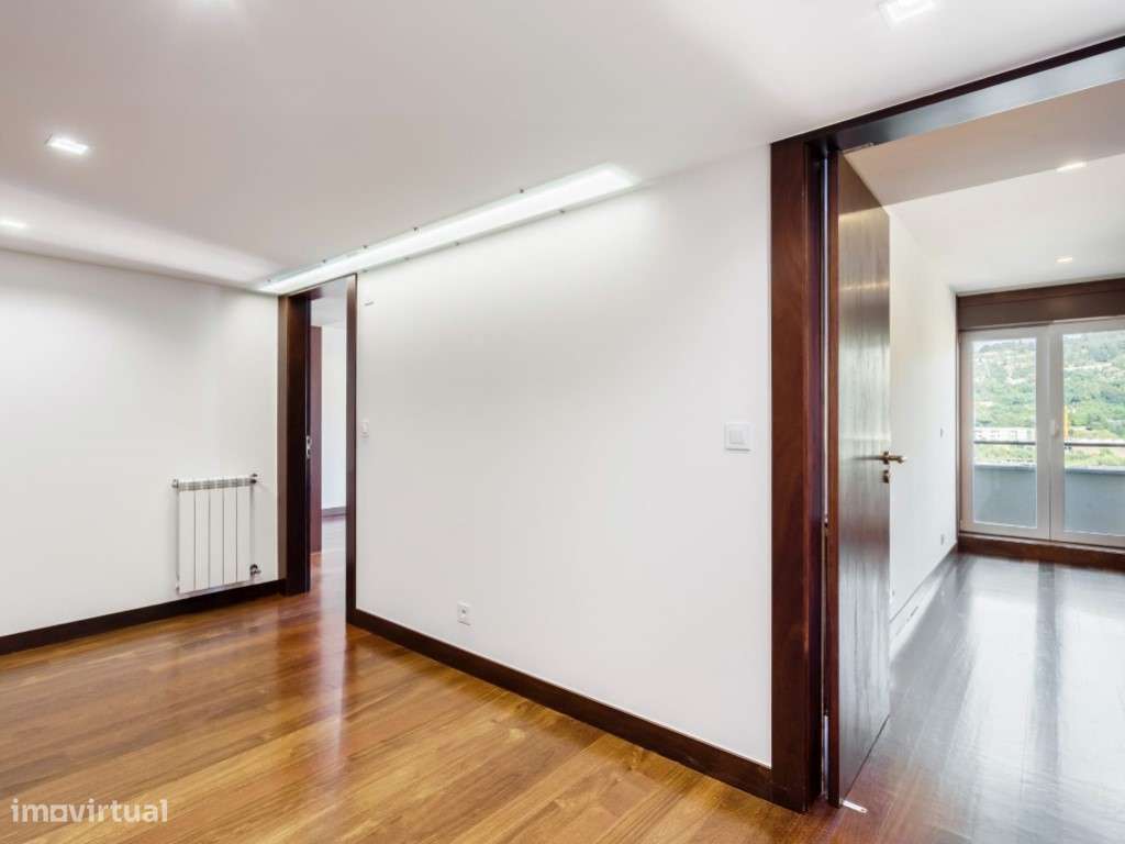 Triplex de Excepção com Rooftop e Vistas sobre Guimarães e a Serra ...-38