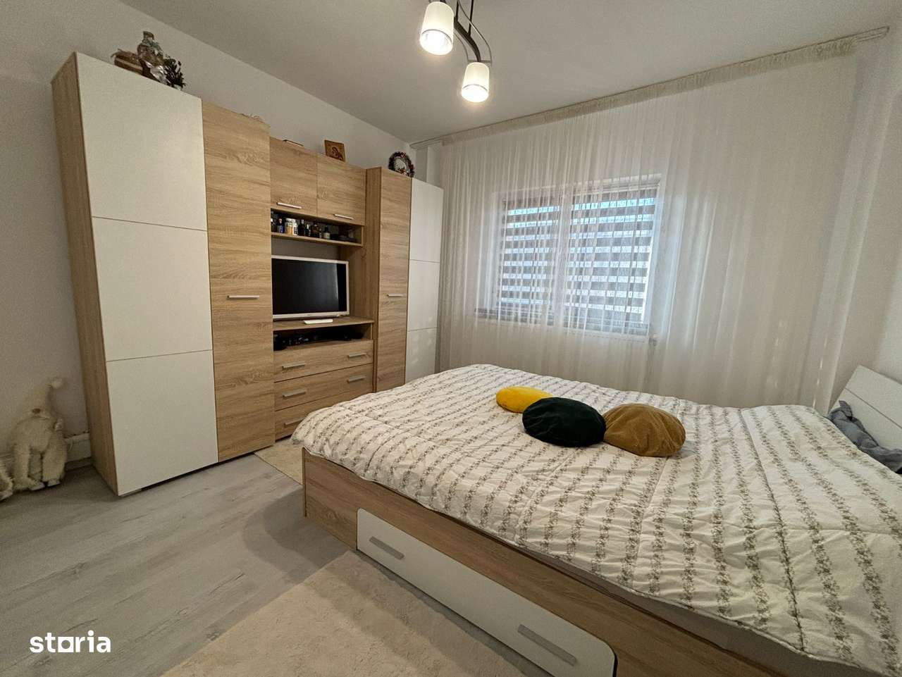 Apartament patru camere - 82mp - etaj 3/4 - zona Pompieri-3