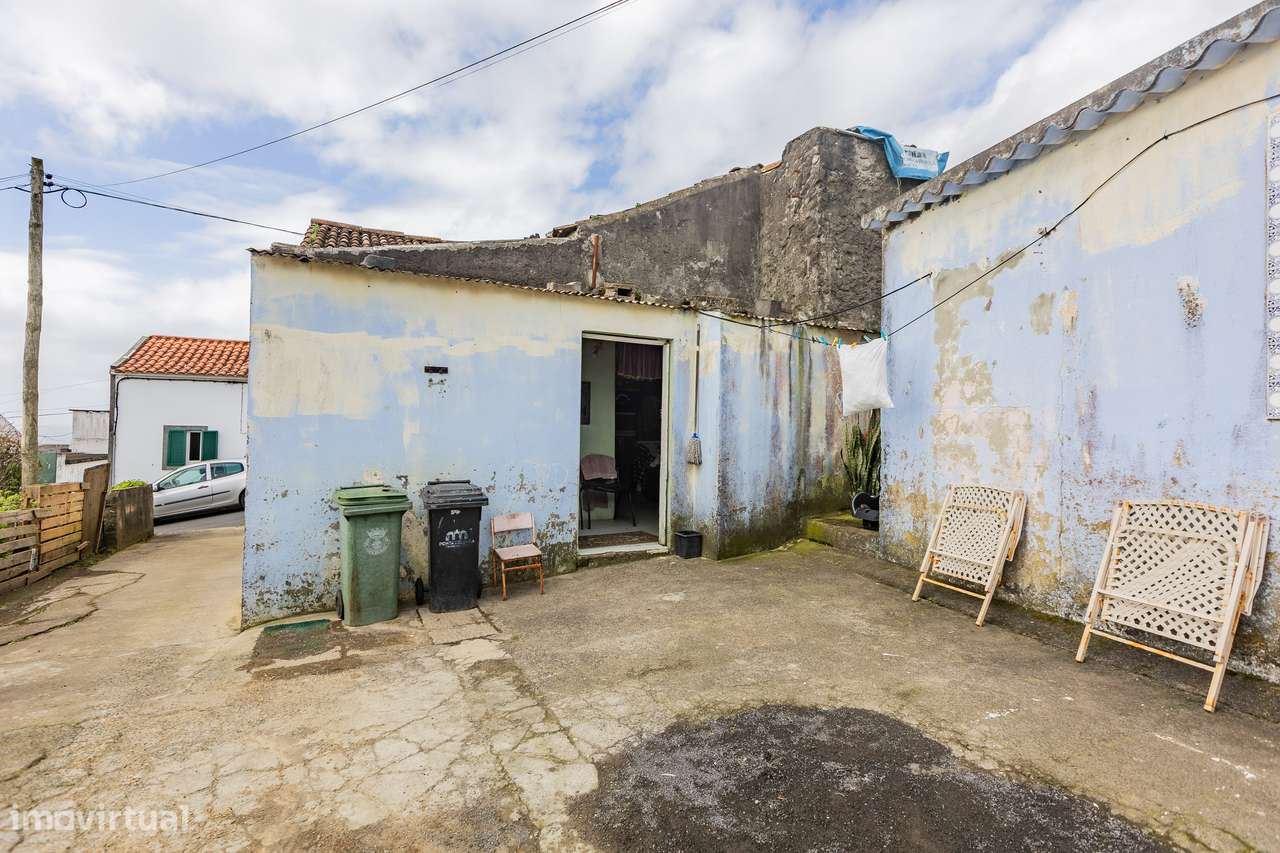 Moradia T2 - Feteiras-13