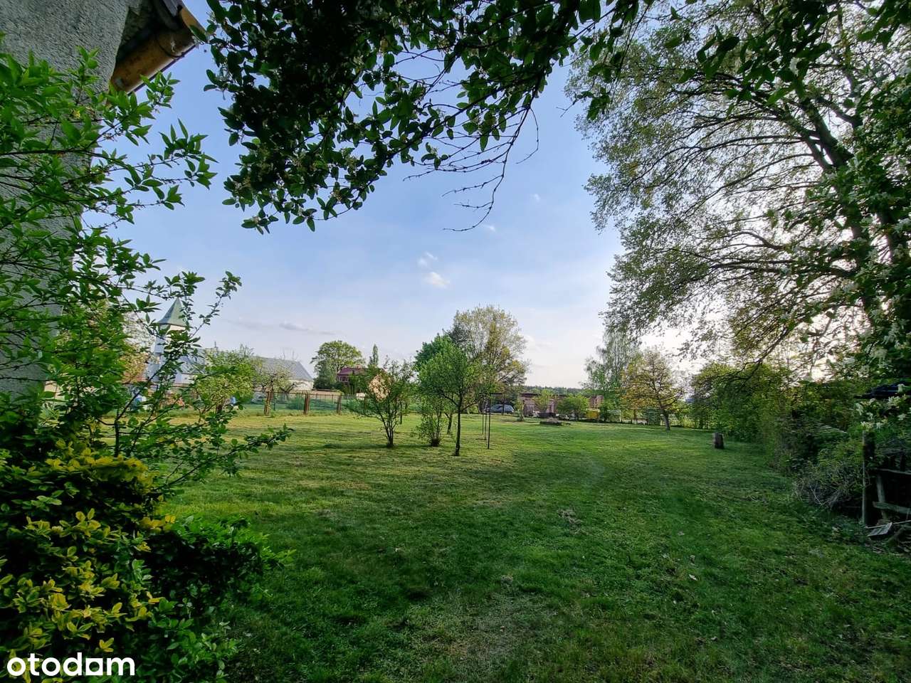 Działka budowlana z budynkiem do wyburzenia - Suchy Bór - Pełny obrazek: 2/6