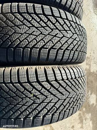 vând 4 anvelope 225/55/18 pirelli de iarnă ca noi - 3