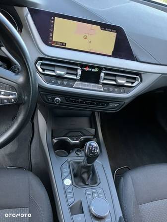 BMW Seria 1 118i Advantage - 17