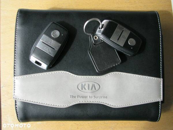 Kia Venga - 14