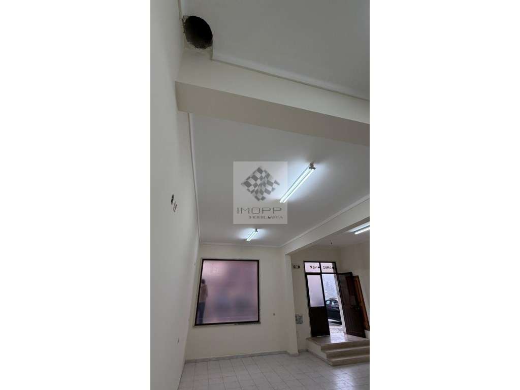 Excelente loja São Marcos - Agualva-Cacém-9