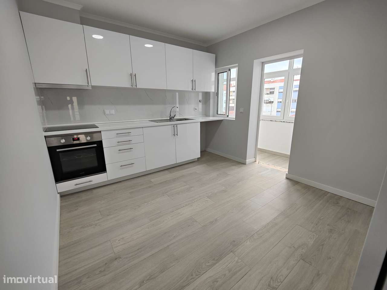 Apartamentos T2 totalmente renovados – Disponíveis de imediato - Grande imagem: 4/17