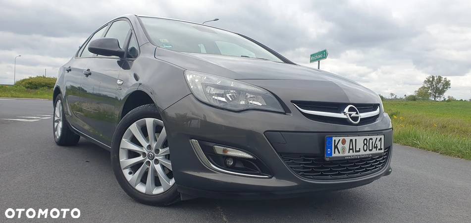 Opel Astra 1.4 Turbo Active - 2