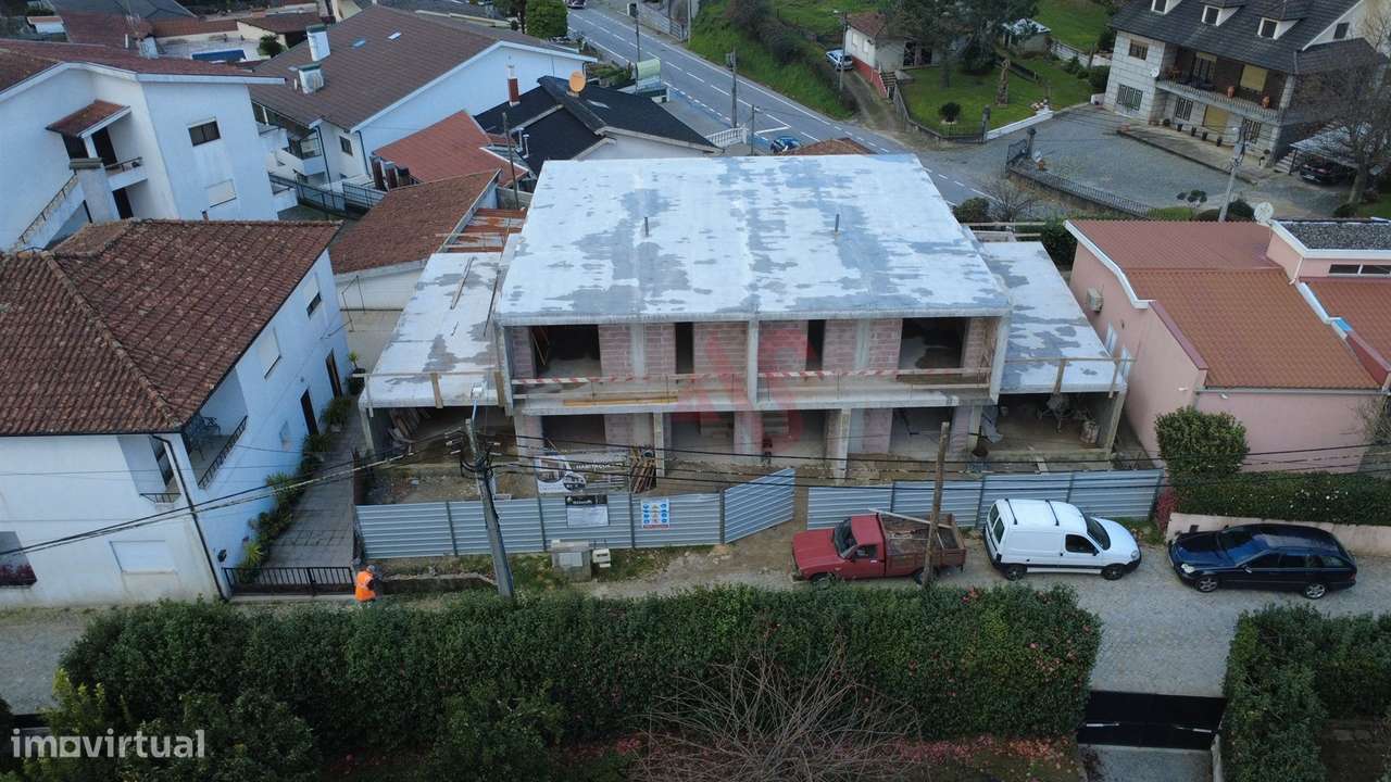 Moradia Geminada T3 | Caramos, Felgueiras - Grande imagem: 2/31