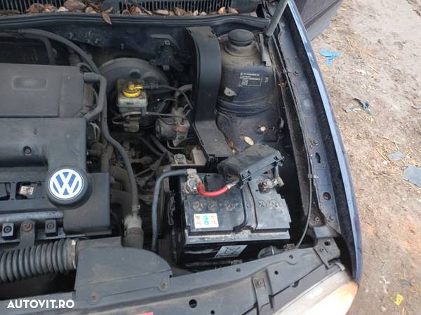 Dezmembrari  VW GOLF 4  1997  > 2006 1.4 16V Benzina - 5