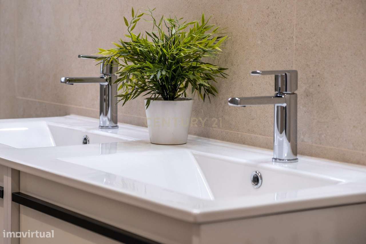 MORADIA ISOLADA TÉRREA T3 COM PISCINA AQUECIDA - ASSENTA (São Pedro d-23