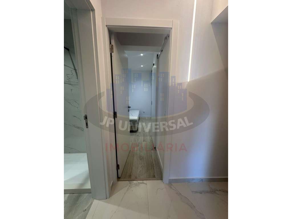 Vende se Apartamento T2 Albufeira-7