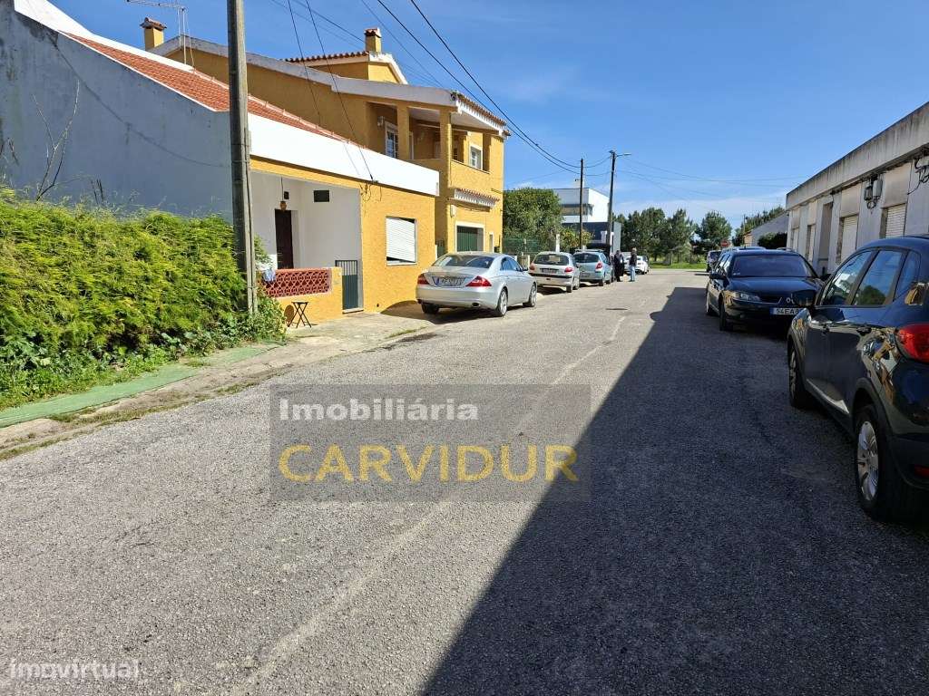 Lote 295m2 para construir moradia perto de Lisboa | Moita-17