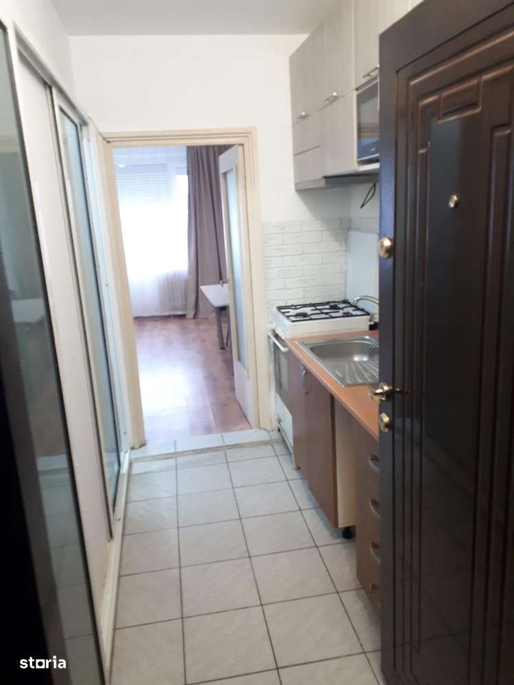 Garsoniera Tiglina1 et7/10 ,Mobiata si Utilata 800 lei - Imagine principală: 3/6