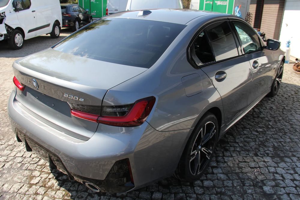 BMW 3 Series G20/G21 330e M Sport 2025