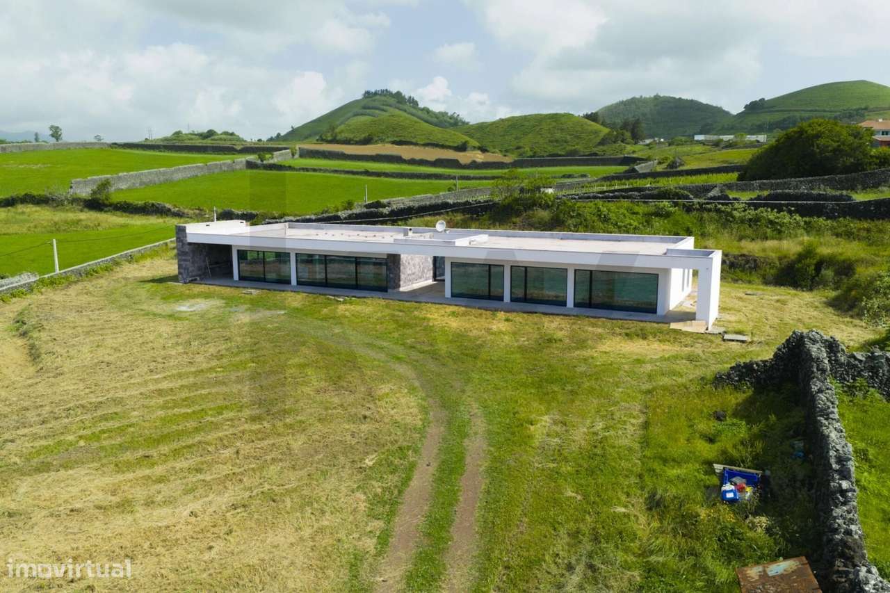 Viva o Exclusivo Refúgio de Luxo em Fajã de Baixo, Ponta Delgada - Grande imagem: 4/44