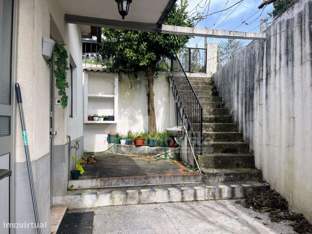 Moradia T3 pronta a habitar em Figueiró dos Vinhos-8