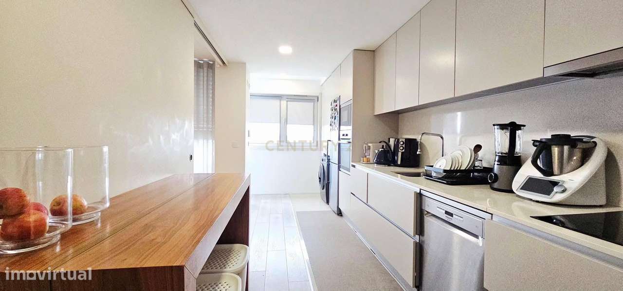 Apartamento T3 de Luxo em Braga – Ferreiros, Zona Nobre-46