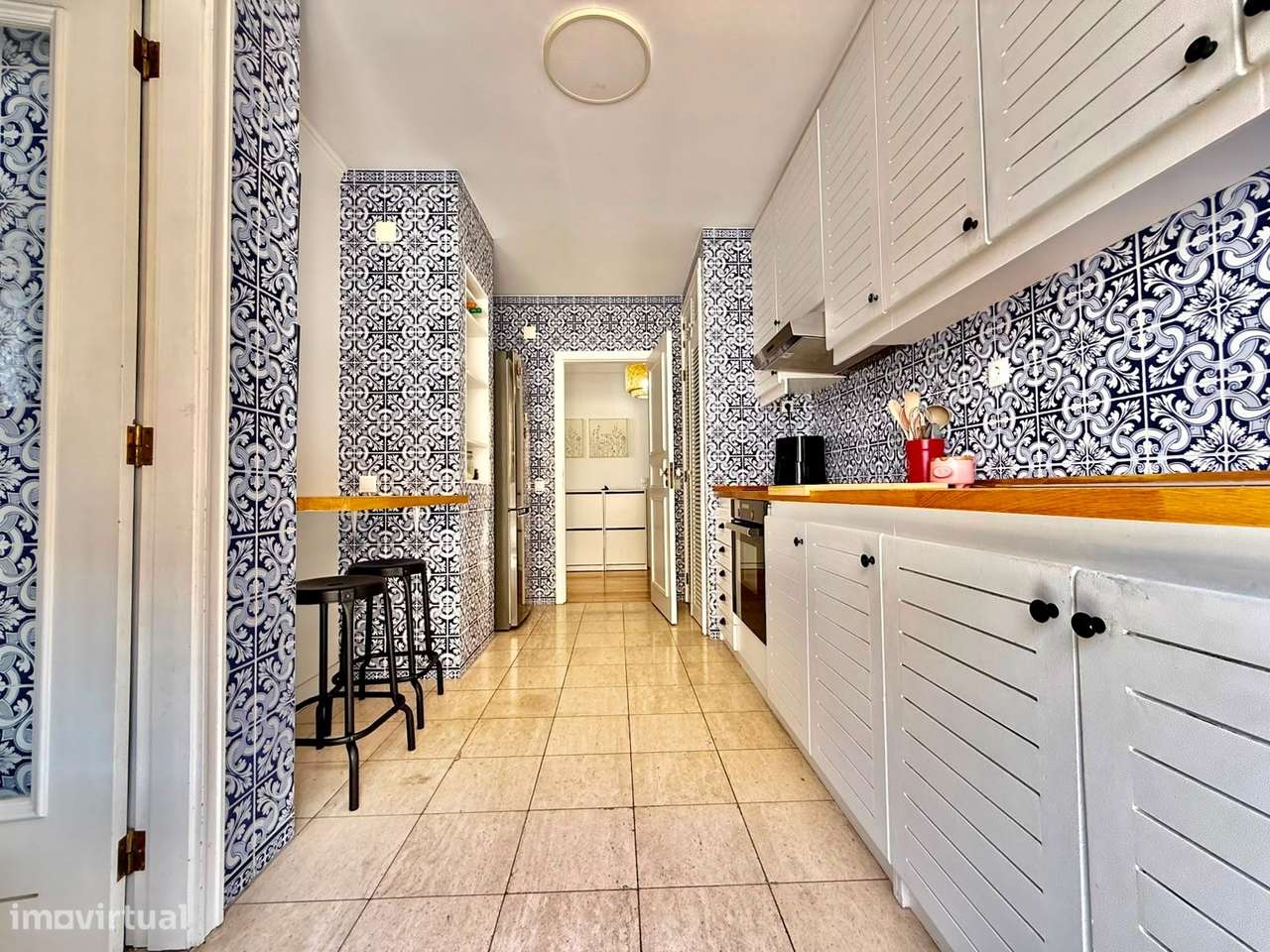 Apartamento T2 MOBILADO, no último piso, em Soares dos Reis!-15