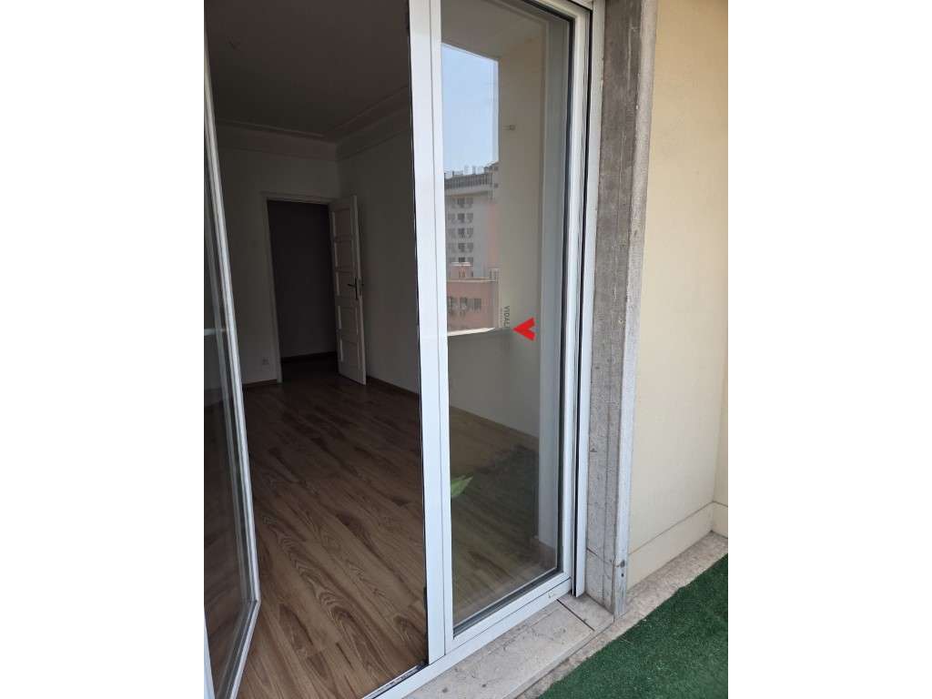 Apartamento T4 na Av Roma - Alvalade-31