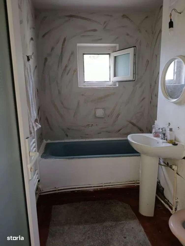 Apartament cu 2 camere in zona Piata Centrala - Imagine principală: 4/7