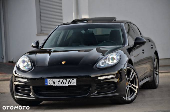 Porsche Panamera 4 Edition - 2