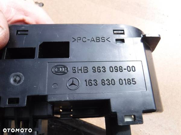 Mercedes ML W163 panel nawiewu klimatyzacji nawiewow A1638300185 - 2