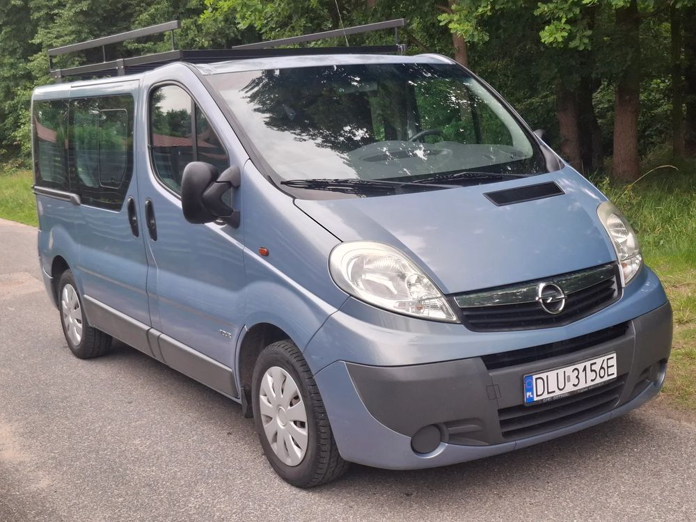 Opel Vivaro 2011