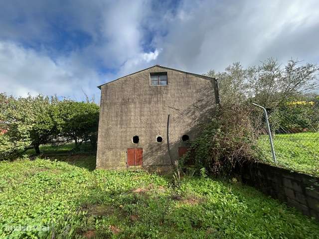 Moradia sita em Boieiro, Ourém-14